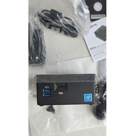 GIGABYTE BRIX Ultra Compact Kit PC Wireless Module Supports 2.5" Hard Drives - Picture 10 of 12